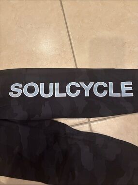 Lululemon SoulCycle align 25
